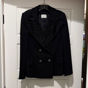 Vintage Ben Reig Elegant Black Blazer with Textured Lapel